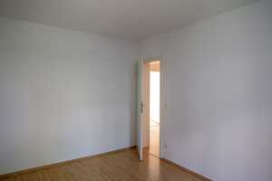 *PRAKTISCHer Grundriss_Tageslichtbad_Balkon_AR_familiäres Flair_VIEL GRÜN_HANSEVIERTEL – Geschwister-Scholl-Straße 17, 99085 Erfurt – Vorschaubild 14