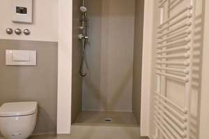 Schönes WG Zimmer in 3er WG mit gehobener Innenausstattung mit Balkon und EBK in Bonn – Adrianstraße 126, 53227 Oberkassel, Bonn – Vorschaubild 4