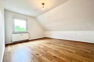 Top renovierte Dachgeschosswohnung in Bochum-Höntop – Eibenweg 1, 44869 Höntrop, Bochum – Vorschaubild 12