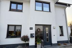 Neuwertiges 5 Zi.-Haus (Bj. 2016) in Bad Salzuflen – Die vollständige Adresse der Immobilie erhältst du vom Anbieter., 32108 Bad Salzuflen – Vorschaubild 1