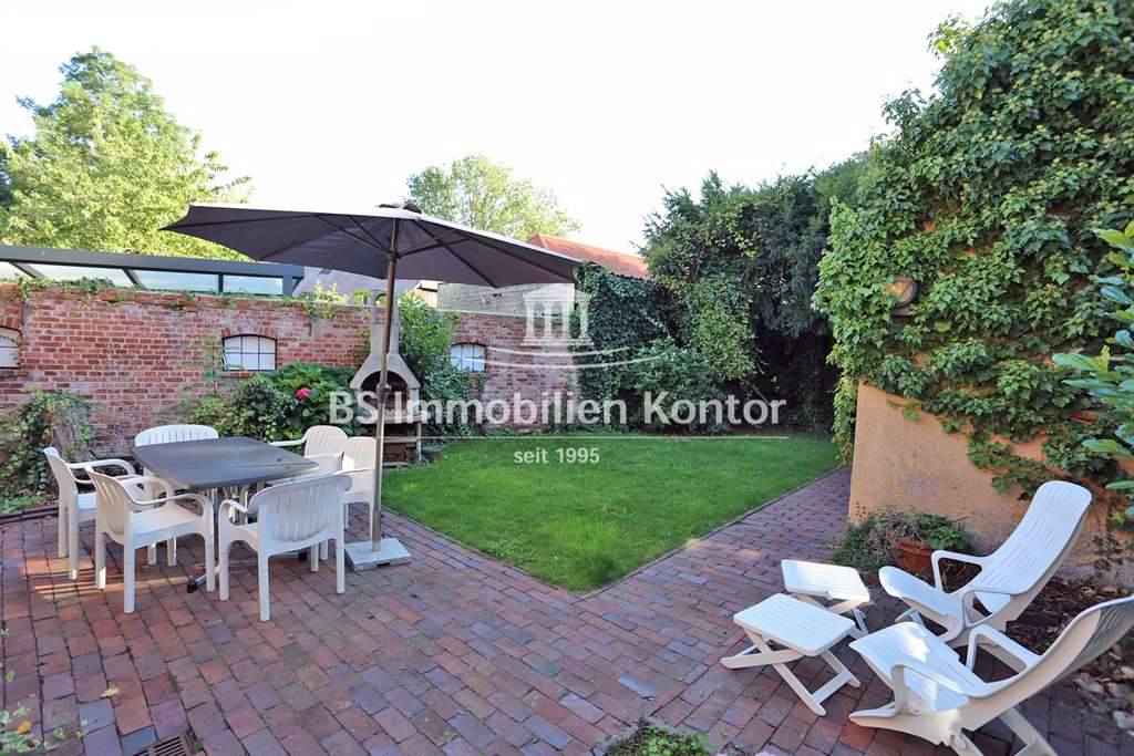 Immobilie in Krummhörn - Küstenregion! Gepflegtes Einfamilienhaus mit zwei Wohnungen und Terrasse! - Bild 2