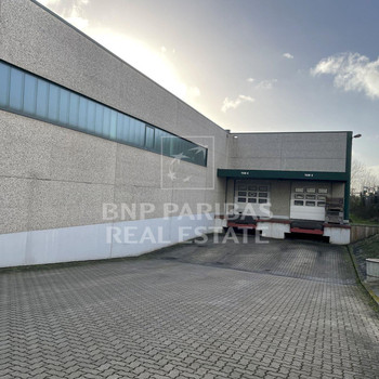  ca. 3.350 m² Lager-/Produktionsfläche