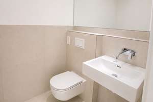 10.6/16.06 besichtigen / Helle 2-Zimmer-EG-Wohnung SZ zum Innenhof mitten in Charlottenburg – Zillestraße 74/76, 10585 Charlottenburg, Berlin – Vorschaubild 6