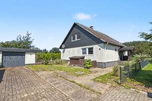 Idylle in Feldrandlage – großzügiges Einfamilienhaus mit Garten - in Forellenseenähe Rieseby – Die vollständige Adresse der Immobilie erhältst du vom Anbieter., 24354 Rieseby – Vorschaubild 2