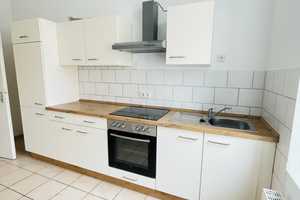 Helle und gemütliche 2-Raumwohnung mit Einbauküche – Halberstädter Str. 106, 39112 Magdeburg – Vorschaubild 2