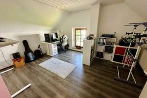 Münstermaifeld | Mehrfamilienhaus | ruhige Lage | Wärmepumpe – Die vollständige Adresse der Immobilie erhältst du vom Anbieter., 56294 Münstermaifeld – Vorschaubild 9