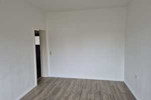 Attraktive 3-Zimmer-Hochparterre-Wohnung mit gehobener Innenausstattung in Leipzig – Adolph-Menzel-Straße 35, 4157 Leipzig – Vorschaubild 1