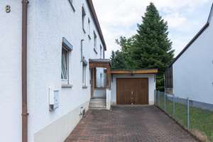 Wohnen mit Potenzial: Doppelhaushälfte mit Garten & Garage in Günzburg! – Die vollständige Adresse der Immobilie erhältst du vom Anbieter., 89312 Günzburg – Vorschaubild 23