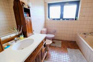 Vollunterkellerter Satteldachbungalow mit Garage – Kleve (Kreis) – Vorschaubild 12