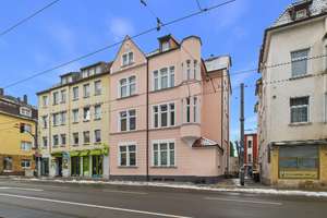 Bielefeld-Mitte: Sanierungsbedürftige Altbauwohnung mit Potential | zwei abgetrennte Wohneinheiten – Die vollständige Adresse der Immobilie erhältst du vom Anbieter., 33602 Mitte, Bielefeld – Vorschaubild 2