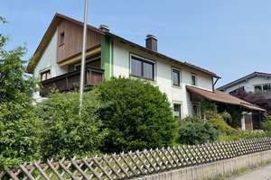 Viel Platz für die Familie - Zweifamilienhaus in Biessenhofen – Die vollständige Adresse der Immobilie erhältst du vom Anbieter., 87640 Biessenhofen – Vorschaubild 1