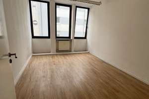 Attraktive 4-Zimmer-Wohnung  in begehrter Lage – Rheinstraße 35, 64283 Mitte, Darmstadt – Vorschaubild 3