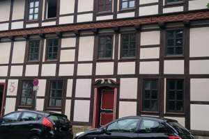 Charmante ca. 60 m² große 2,5-Zimmer-DG-Maisonette-Wohnung an Nichtraucher zu vermieten
