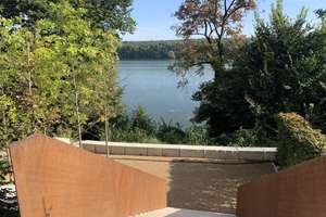 2-Zimmer, Jugendstilhaus, Erdgeschoss, große überdachte Terrasse