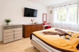 Wohnen in Bestlage - Helle 3 Zimmer-Wohnung mit Balkon & Garage in Augsburg-Haunstetten – Die vollständige Adresse der Immobilie erhältst du vom Anbieter., 86179 Haunstetten-West, Augsburg – Vorschaubild 4