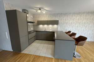 PROVISIONSFREI: A+ Luxus-Wohnung am Kinzig-Ufer, 100m², SieMatic, Wintergarten, Geothermie & TG  – 63450 Innenstadt, Hanau – Vorschaubild 3