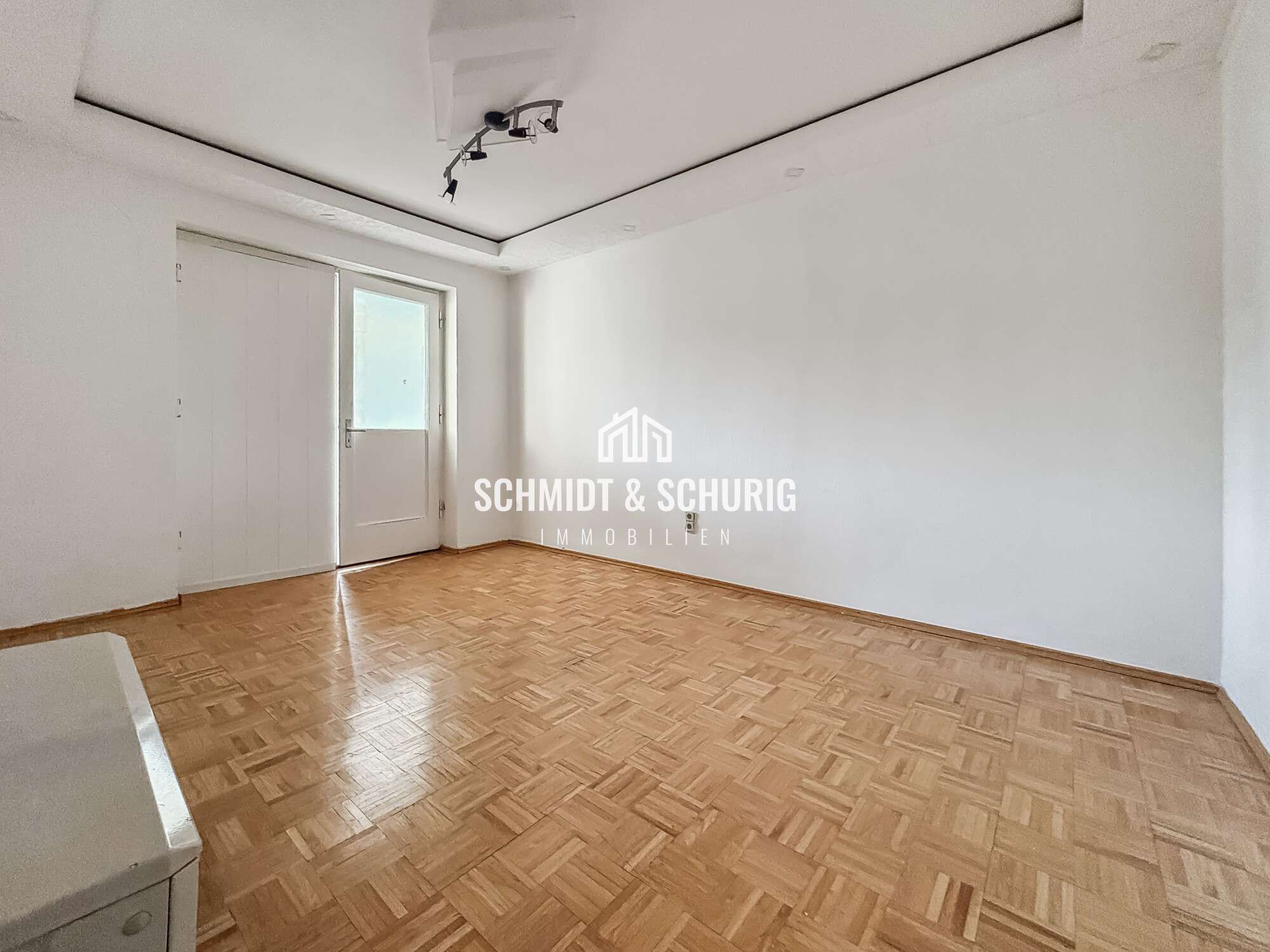 Immobilie in Bretten - Charmantes 3-Familienhaus mit großem Gestaltungspotenzial! - Bild 1