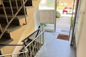 ** PROVISIONSFREI ! ** 4- Raum- ETW in D- Lörick, Niederdonker Str. 39 mit Balkon, ab sofort frei ! – Niederdonker Straße 39, 40547 Lörick, Düsseldorf – Vorschaubild 6
