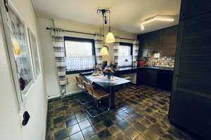 **Wunderschönes freistehendes Einfamilienhaus mit großzügigem Garten und Garage zu verkaufen** – Im Buscher Feld 14, 41189 Wickrath-West, Mönchengladbach – Vorschaubild 9