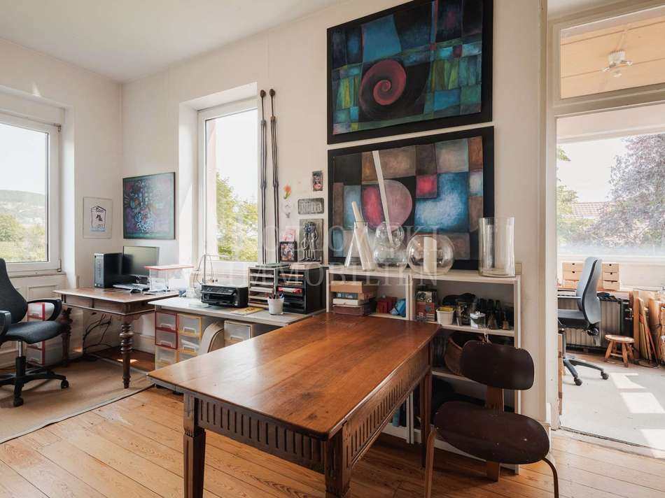 Home-Office