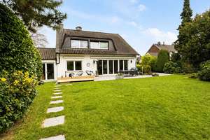 Exklusive Familienvilla am Bunten Garten – Südwestlage, Nähe Düsseldorf, provisionsfrei – Die vollständige Adresse der Immobilie erhältst du vom Anbieter., 41063 Eicken, Mönchengladbach – Vorschaubild 13