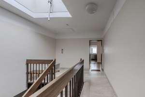Großzügiges Penthouse mit Kamin nahe dem Nymphenburger Schlosspark – Die vollständige Adresse der Immobilie erhältst du vom Anbieter., 81247 Obermenzing, München – Vorschaubild 14