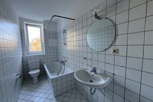 Ruhige 2 Zimmerwohnung - jetzt inklusiver EBK ! – Horst-Menzel-Str. 29, 9112 Kaßberg, Chemnitz – Vorschaubild 4