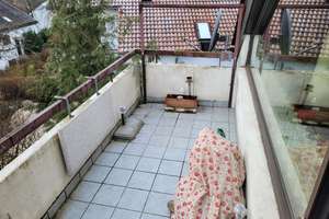 Von Privat: Ruhige 3-Zi. DG Wohnung (86qm) Balkon, EBK, Gäste-WC, TG-Stellplatz, ohne Maklergebühr  – Die vollständige Adresse der Immobilie erhältst du vom Anbieter., 70619 Riedenberg, Stuttgart – Vorschaubild 18