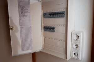 MZ-Kastel: Helle 2-Zimmer-Wohnung; modernes Wannenbad; Laminatboden; kleiner Balkon; Garage möglich – Die vollständige Adresse der Immobilie erhältst du vom Anbieter., 55252 Mainz-Kastel, Wiesbaden – Vorschaubild 13