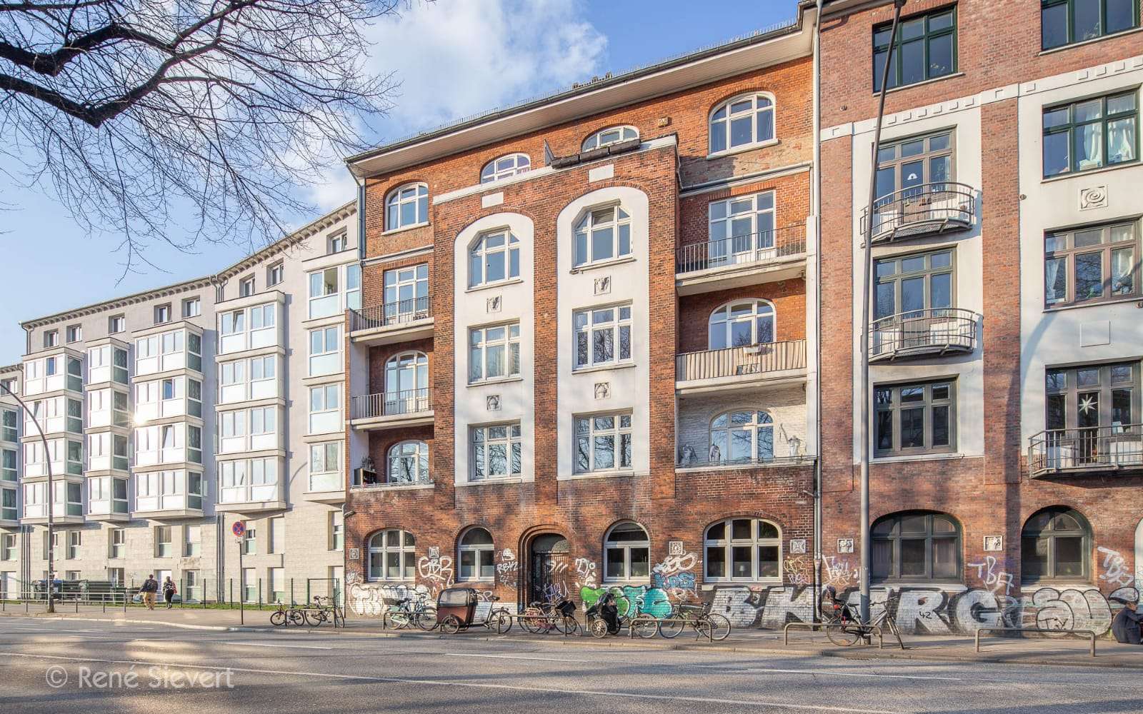 Wohnträume verwirklichen I 4,5 Zimmer I Renovierungsbedürftiger Altbau, Hamburg – Bild 1