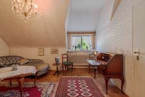 Stilvolle Villa mit großzügigem Grundstück in direkter Rheinnähe – Die vollständige Adresse der Immobilie erhältst du vom Anbieter., 40593 Urdenbach, Düsseldorf – Vorschaubild 19