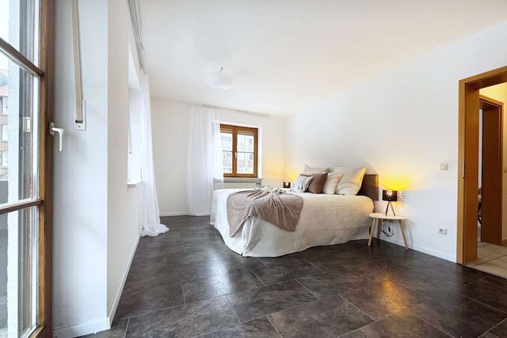 Immobilie in Neuötting - 3-Zi-Hochparterre-ETW mit Balkon - Bild 3