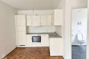 Grün wohnen, modern leben – 2 Zimmer mit Fußbodenheizung & EBK direkt am Park – Rathenower Straße 13, 10559 Moabit, Berlin – Vorschaubild 5