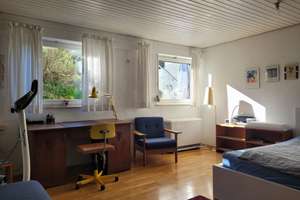 Wohnen im Bungalow: Großzügiges Reihenmittelhaus mit Garten in guter Lage von privat – Berghausener Straße 44, 76229 Grötzingen, Karlsruhe – Vorschaubild 13
