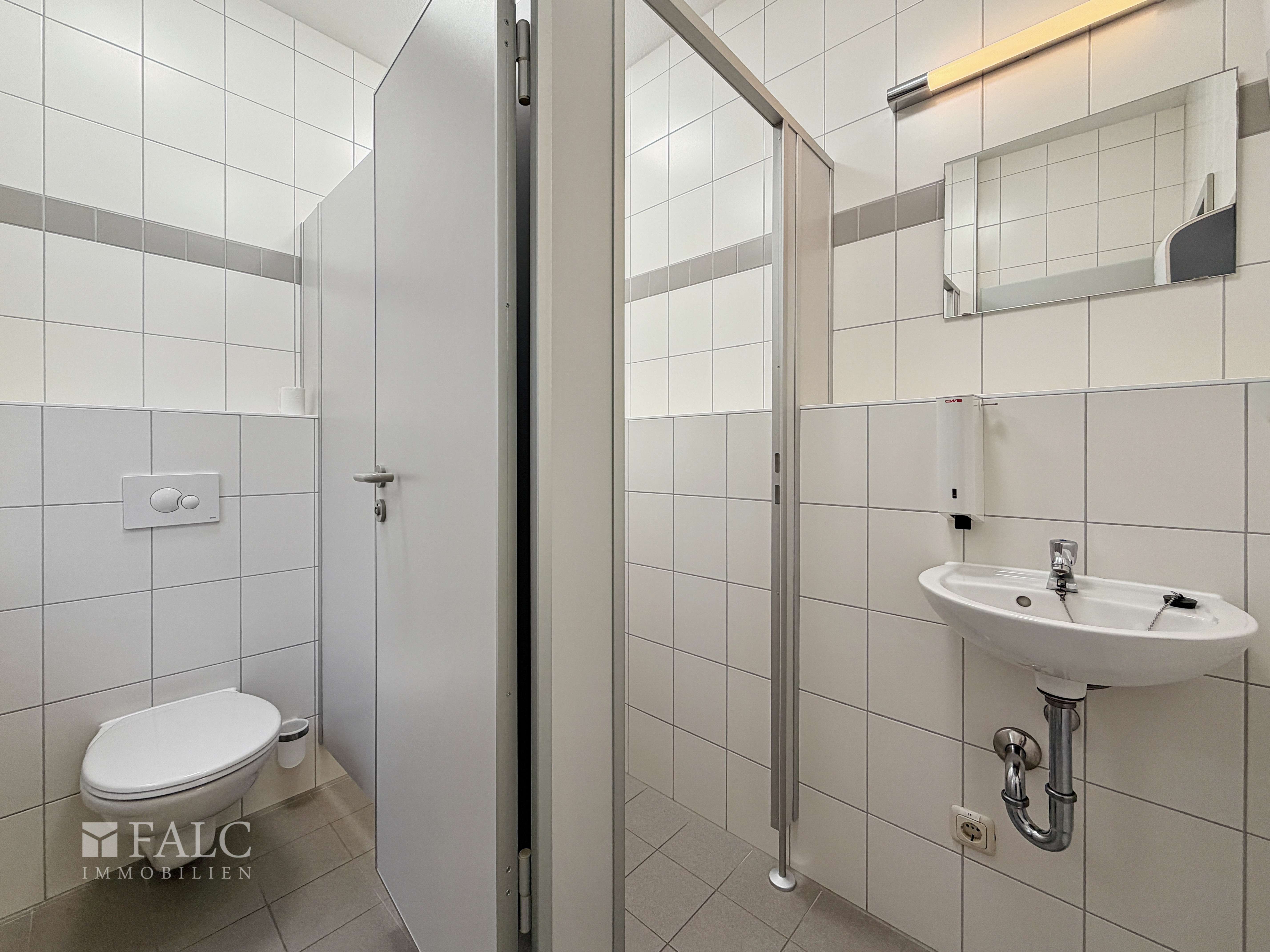 Immobilie in Stendal - Provisionsfrei. Imposantes Eckhaus in zentraler Lage - Investieren mit Perspektive - Bild 5