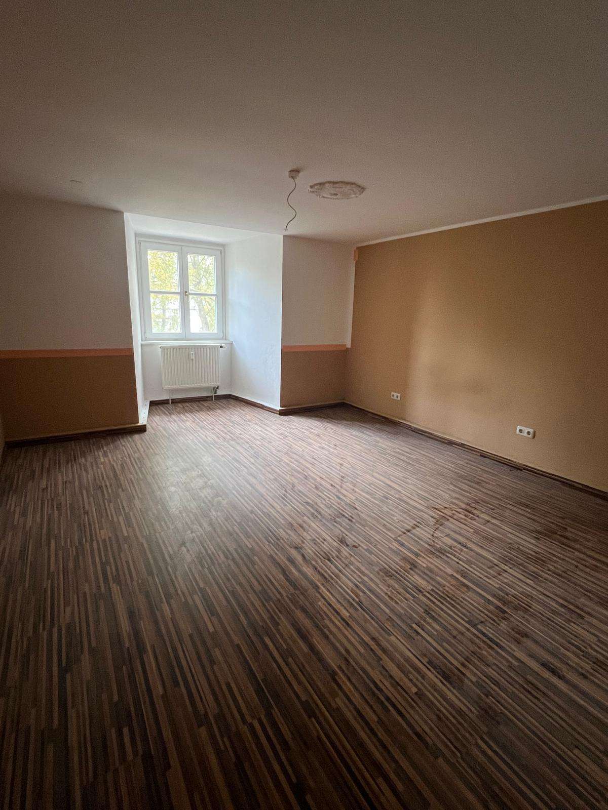 Immobilie in Obertraubling - Denkmalgeschützte 2 ZKB Wohnung im Wasserschloss Gebelkofen - Bild 5