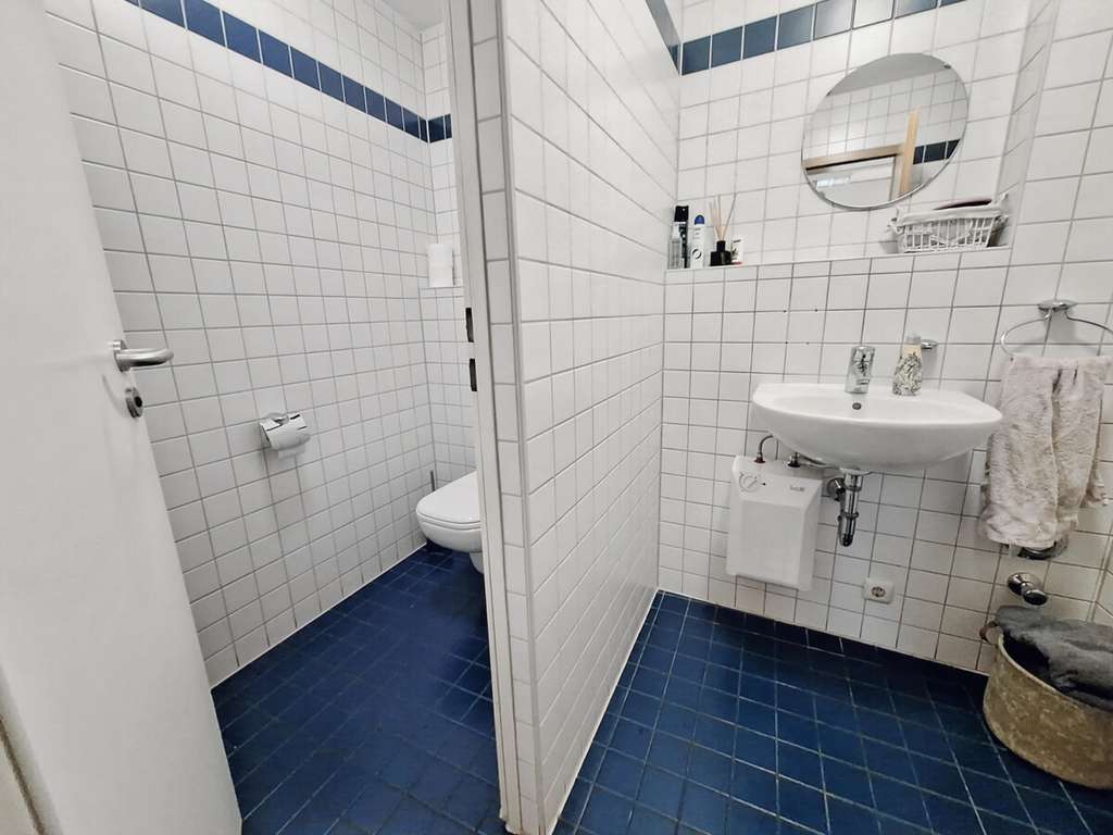 Immobilie in Hartenstein - Teilvermietetes Wohn- und Geschäftshaus im Kern von Velden - Bild 3