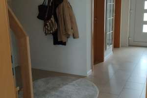 Familienfreundliche Doppelhaushälfte mit Kamin, Garten & Garage – Die vollständige Adresse der Immobilie erhältst du vom Anbieter., 41516 Grevenbroich – Vorschaubild 8