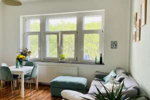 Befrist Untermieterin gesucht: 2-Zimmer-Wohnung mit Balkon // Köln-Ehrenfeld // April-Oktober – Die vollständige Adresse der Immobilie erhältst du vom Anbieter., 50672 Neustadt/Nord, Köln – Vorschaubild 1