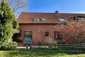 Charmante und gepflegte Doppelhaushälfte mit Garten in begehrter Lage von Holtorf! – Die vollständige Adresse der Immobilie erhältst du vom Anbieter., 31582 Nienburg (Weser) – Vorschaubild 1
