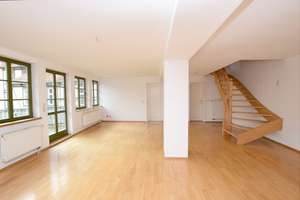 Schöne, große Maisonette-Wohnung mit 4 Zimmern, 2 Bädern + Balkon – Die vollständige Adresse der Immobilie erhältst du vom Anbieter., 38820 Halberstadt – Vorschaubild 2