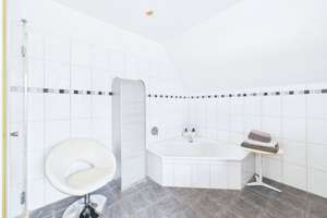 Großzügig und modern: Einfamilienhaus mit Pool in Mehrum – Die vollständige Adresse der Immobilie erhältst du vom Anbieter., 31249 Hohenhameln – Vorschaubild 10