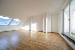 Ganz oben! ETW im Dachgeschoss + Parkett + Lift + Wanne & Dusche + 13 m² Dachloggia + große Küche – Elisabethstraße 32, 4315 Volkmarsdorf, Leipzig – Vorschaubild 1