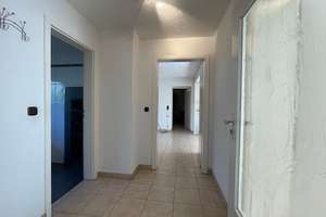 **  Großes EFH mit sep. zugänglicher ELW / Geschäftsbereich - TOP Lage  ** – Schillerstr. 21, 86356 Neusäß – Vorschaubild 5