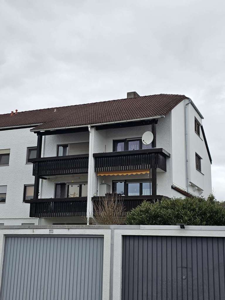 Immobilie in Waldkraiburg - +++ 3-Zi.-Whg. im 2. OG mit Balkon inkl. TG-Stellplatz+++ - Bild 1
