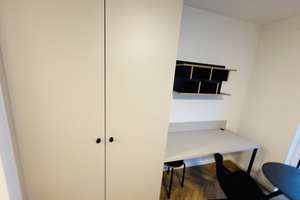 Moderne möblierte Wohnung direkt in Adlershof mit EBK sowie Balkon!!!!!! – Otto-Franke-Straße 45, 12489 Adlershof, Berlin – Vorschaubild 11