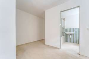 Erstbezug nach Kernsanierung - Dachgeschosswohnung mit hochwertiger Ausstattung in der Maxvorstadt – Die vollständige Adresse der Immobilie erhältst du vom Anbieter., 80799 Universität, München – Vorschaubild 4