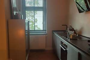 2 Zi. Altbau-Whg. mit Balkon in Düsseldorf Pempelfort an Einzelperson für 6-12 Monate zur Untermiete – Fischerstrasse 53, 40477 Pempelfort, Düsseldorf – Vorschaubild 8