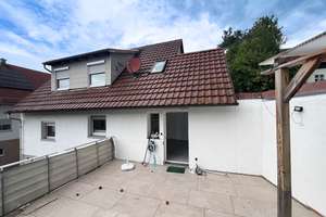 Einfamilienhaus mit Dachterrasse & Wohlfühlcharakter – Die vollständige Adresse der Immobilie erhältst du vom Anbieter., 74613 Öhringen – Vorschaubild 1