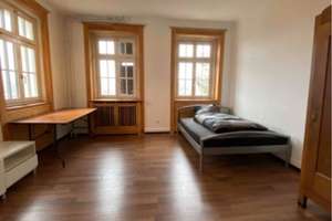 Großes und Preiswertes WG Zimmer direkt in der Innenstadt